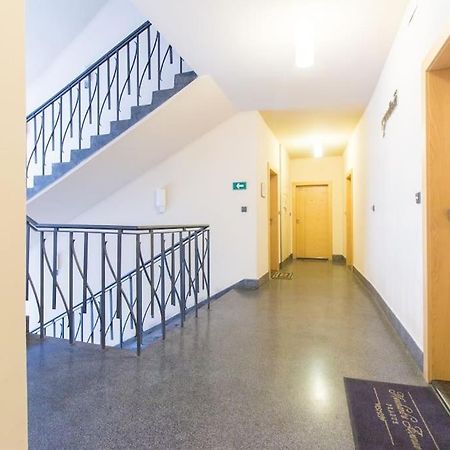 Ferienwohnung Charles Bridge Tower / Prague Castle View Exterior foto