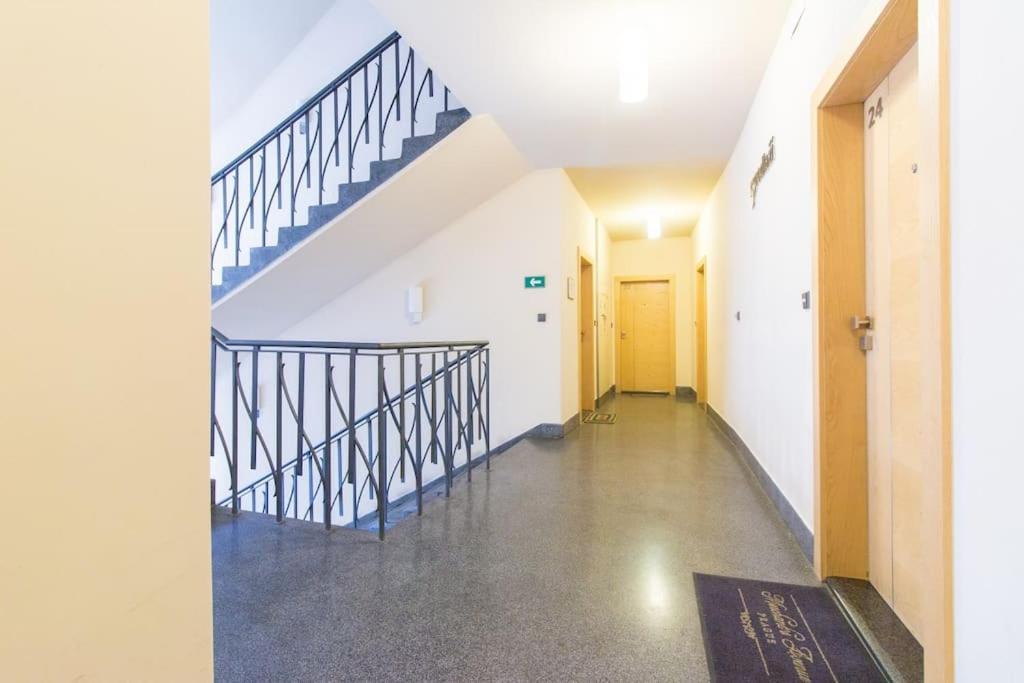 Ferienwohnung Charles Bridge Tower / Prague Castle View Exterior foto