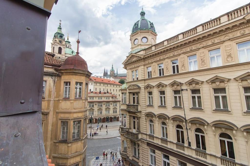 Ferienwohnung Charles Bridge Tower / Prague Castle View Exterior foto